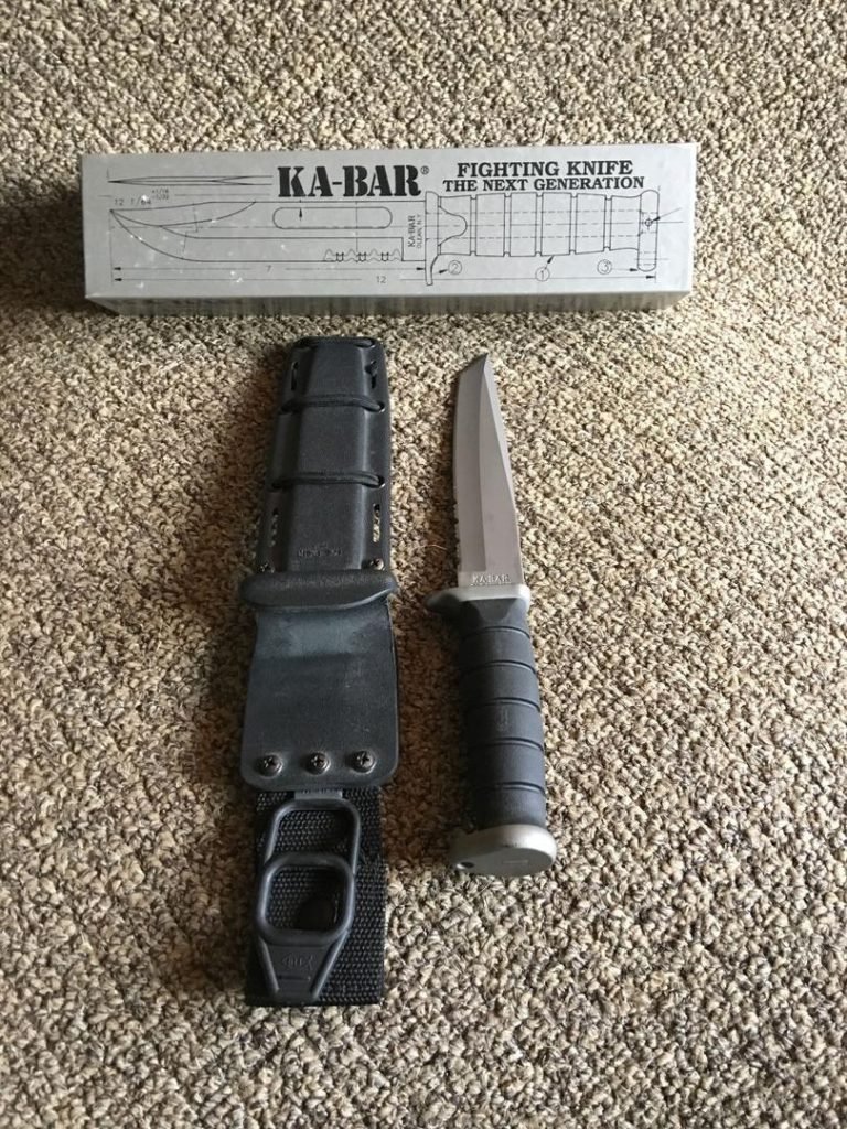 Ka-Bar 1270 with box and sheath