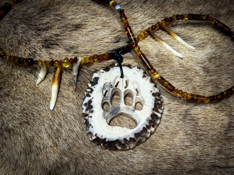 Amulet Świętego Wilka